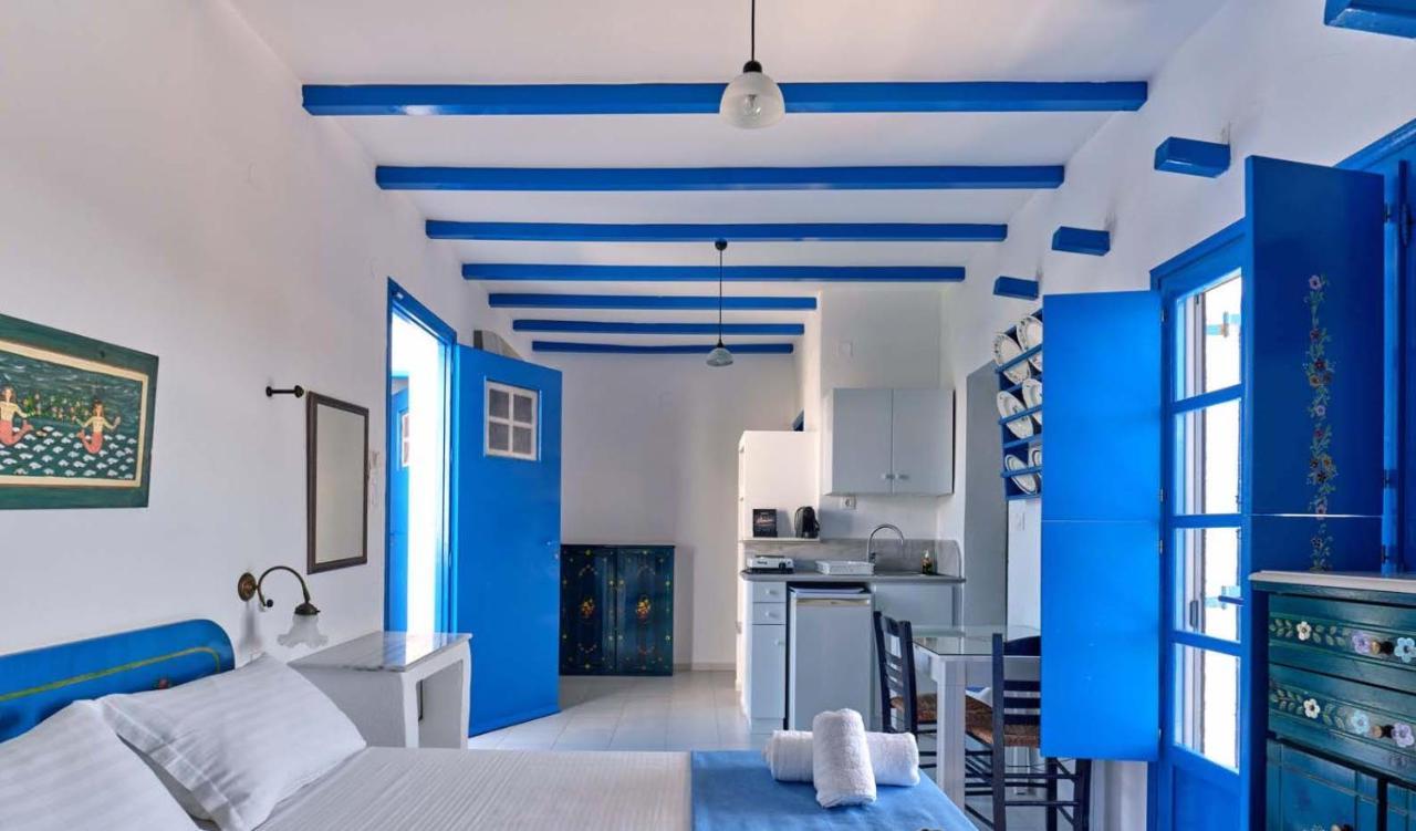Blue Dolphin Antiparos Villas And Suites Agios Georgios (Antiparos) Exterior foto