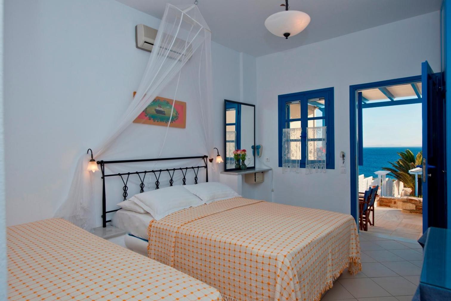 Blue Dolphin Antiparos Villas And Suites Agios Georgios (Antiparos) Exterior foto