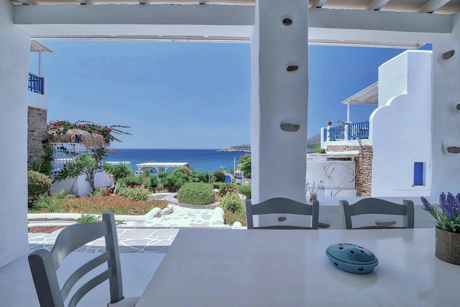 Blue Dolphin Antiparos Villas And Suites Agios Georgios (Antiparos) Exterior foto
