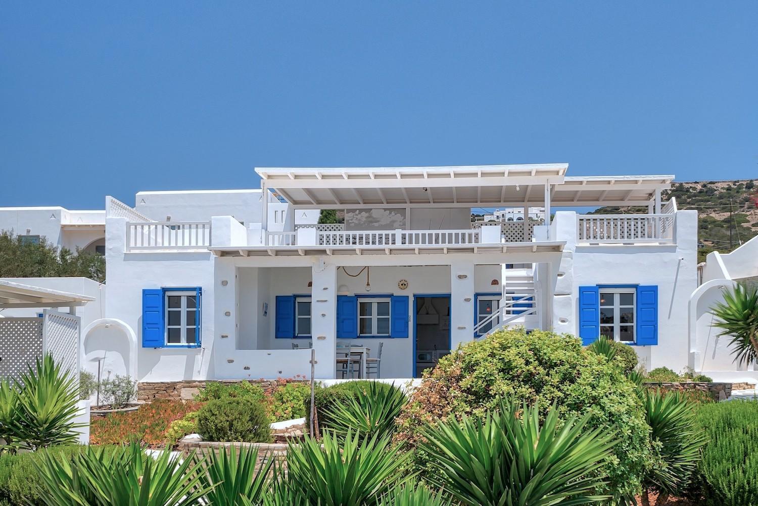 Blue Dolphin Antiparos Villas And Suites Agios Georgios (Antiparos) Exterior foto