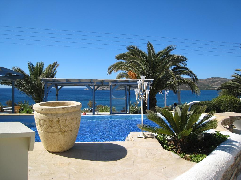Blue Dolphin Antiparos Villas And Suites Agios Georgios (Antiparos) Quarto foto